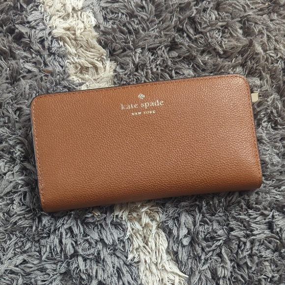 kate spade Handbags - Kate Spade Bailey Peppled Leather Large Warm Gingerbread Brown Wallet
